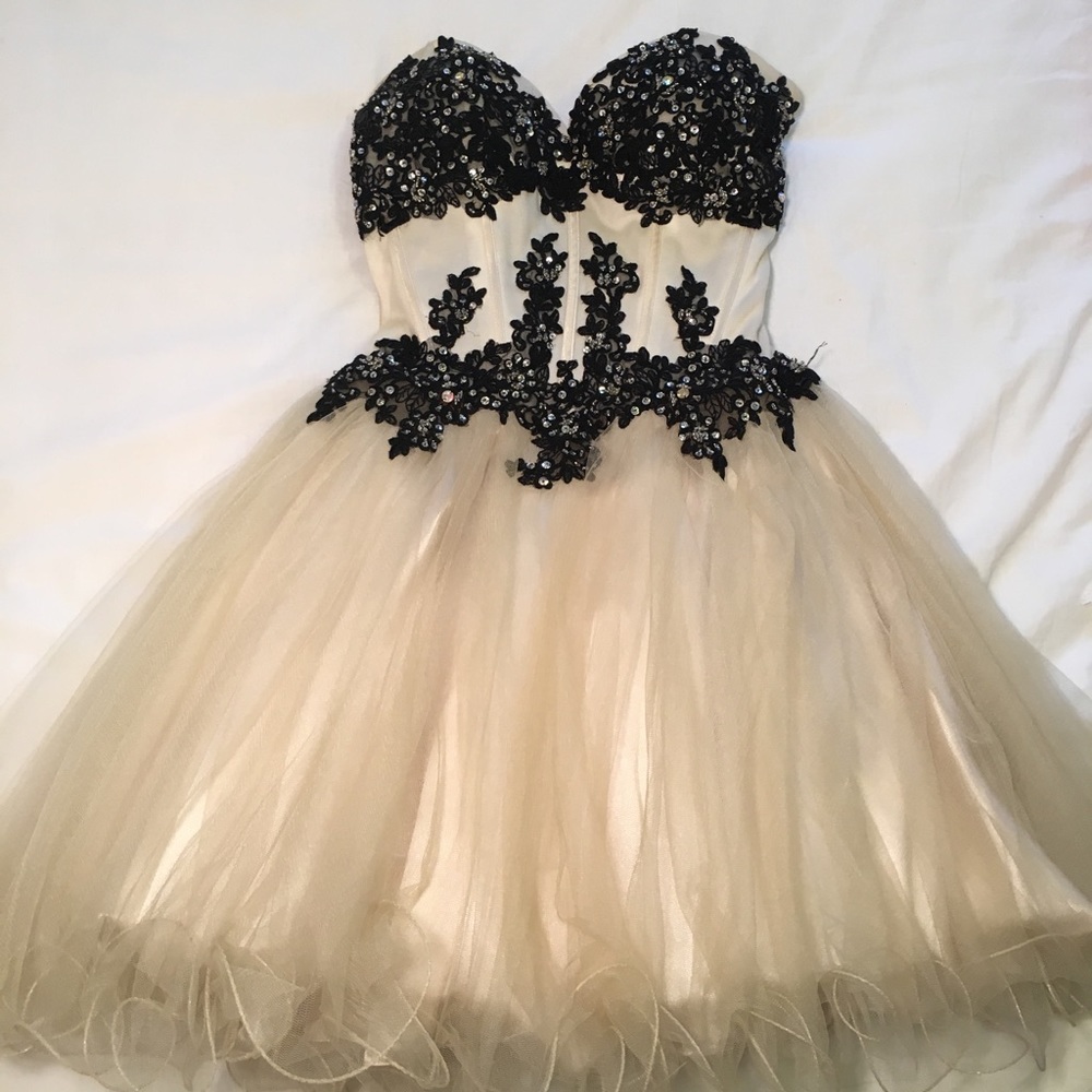 Prom Dress - Picture 2 of 2
